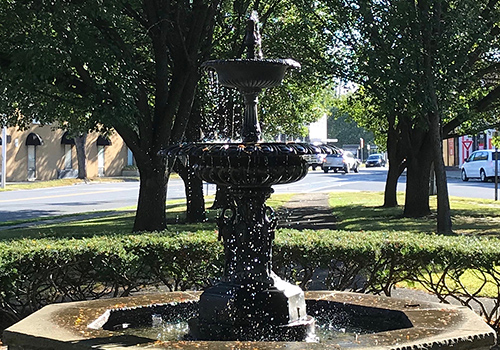 Kingston Academy Green Fountain